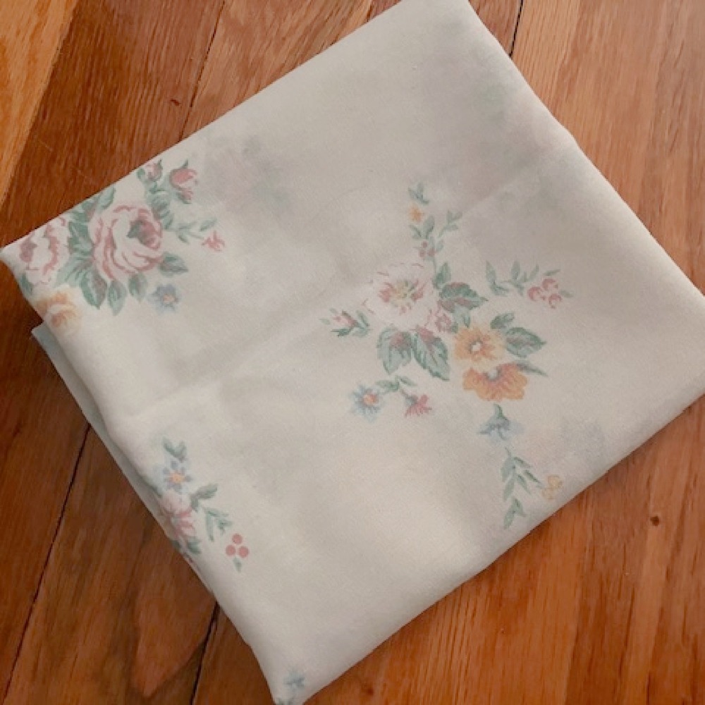 Vintage Cottagecore floral pillowcase, American Home‎ Ensembles, made in USA